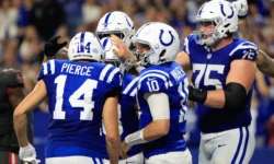 Colts reciben a los Dolphins