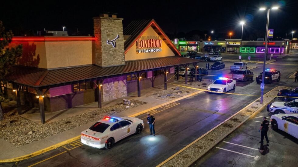 tiroteo LongHorn Castleton